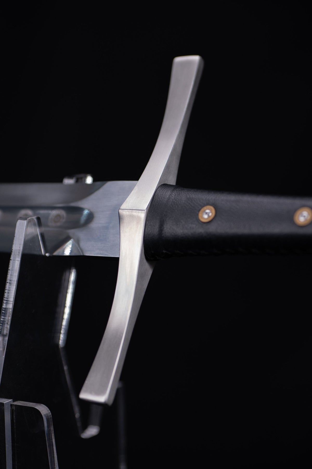 Ravenfang Espadon Sword – 5160 Steel Medieval Bastard Sword – view 6