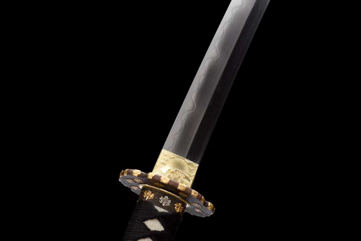 Kyokujitsu 旭日 Katana, San-mai T10 Damascus – view 5
