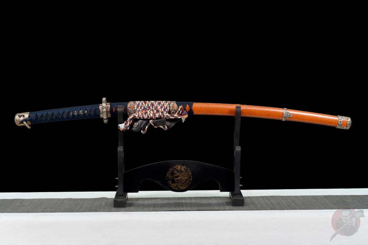 Saku Katana 咲く – Damascus Steel, Mirror Polish, Tachi Mounting – view 2