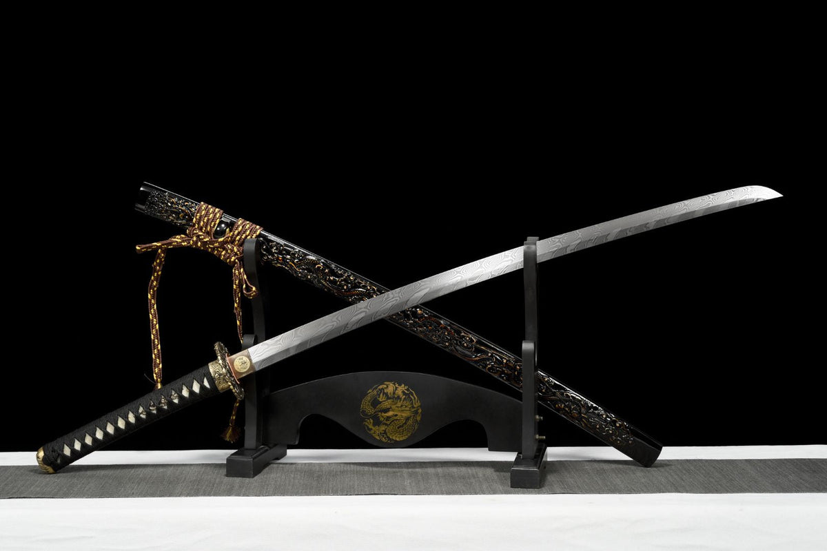 Akuma 悪魔 Katana – Damascus Steel, Black Sculpted Saya – view 4
