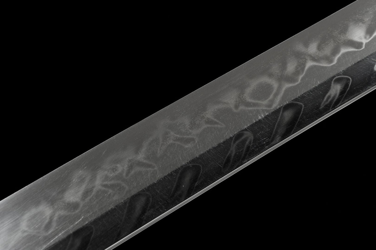 Tora 虎 Katana — T10 Steel, Flame Hamon, Tiger Tsuba – view 4
