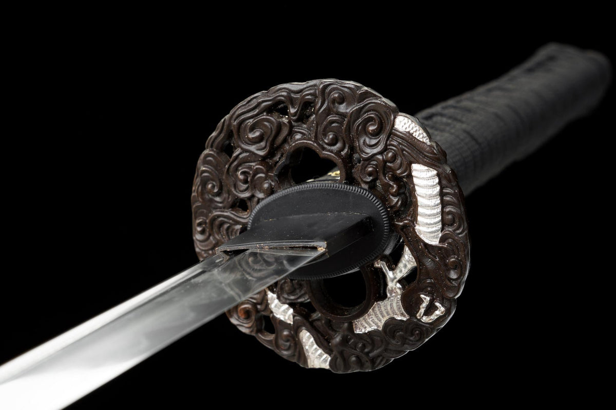 Kurenai no Kaze 紅の風刀 Katana – Crimson Wind, Hand-Forged Damascus – view 13