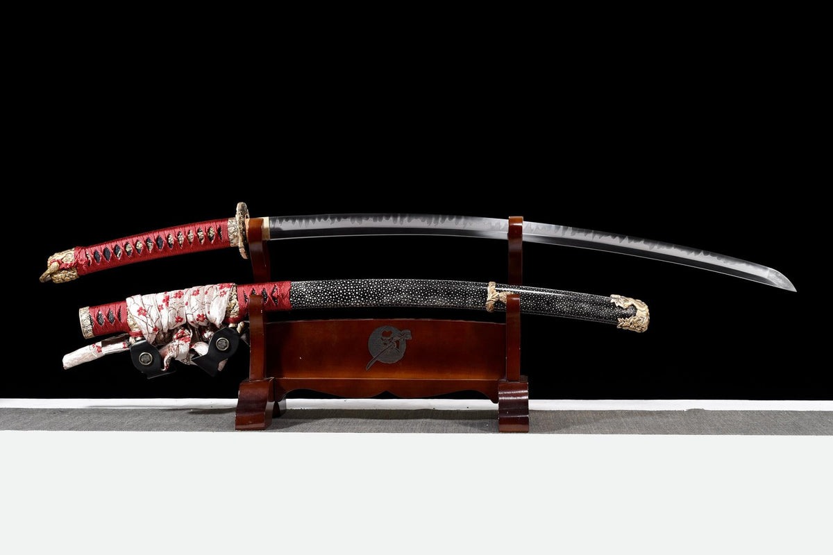 Akatsuki Tachi 暁 – T10 Steel, Red Handle, Black Samegawa Saya – view 1