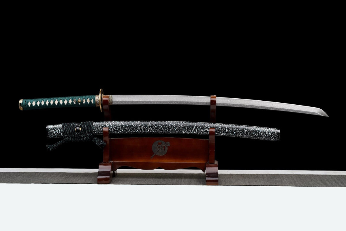 Suirantō 翠嵐刀 Katana — Damascus Steel, Jade Green Ito – view 1