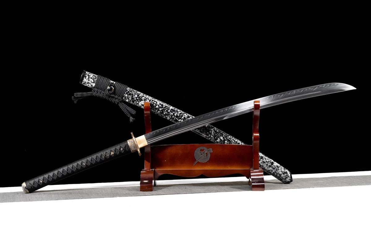 Kurohyō Odachi 黒豹 – Hand-Forged T10 Steel, Clay-Tempered – view 2