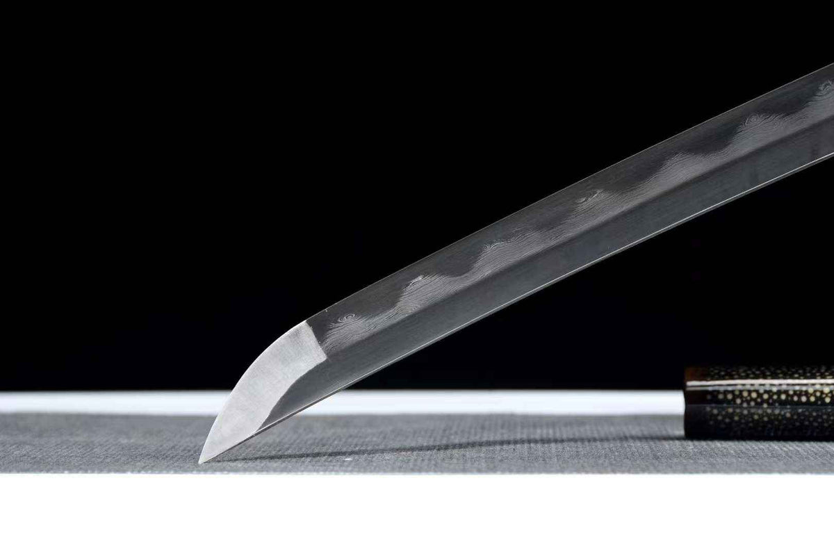Yami Katana 闇 – Damascus Steel with Hamon, Carved Brass Tsuba – view 7
