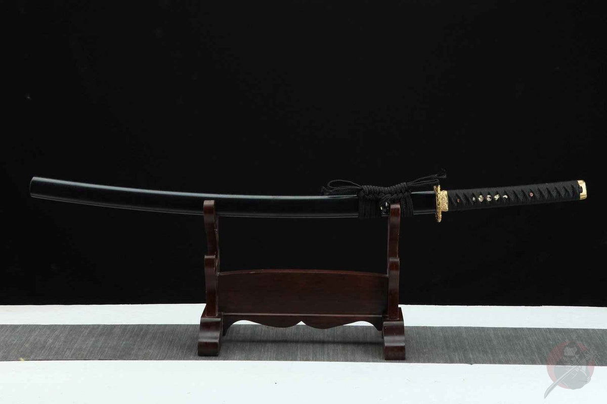 Kuro 黒 Katana – 1095 Steel, Maru Forge, Solid Brass Tsuba – view 3