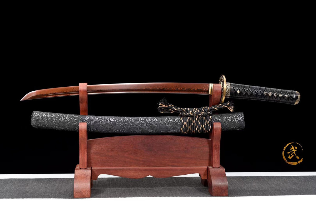 Ryu 竜 Wakizashi – Red Damascus Steel – view 1