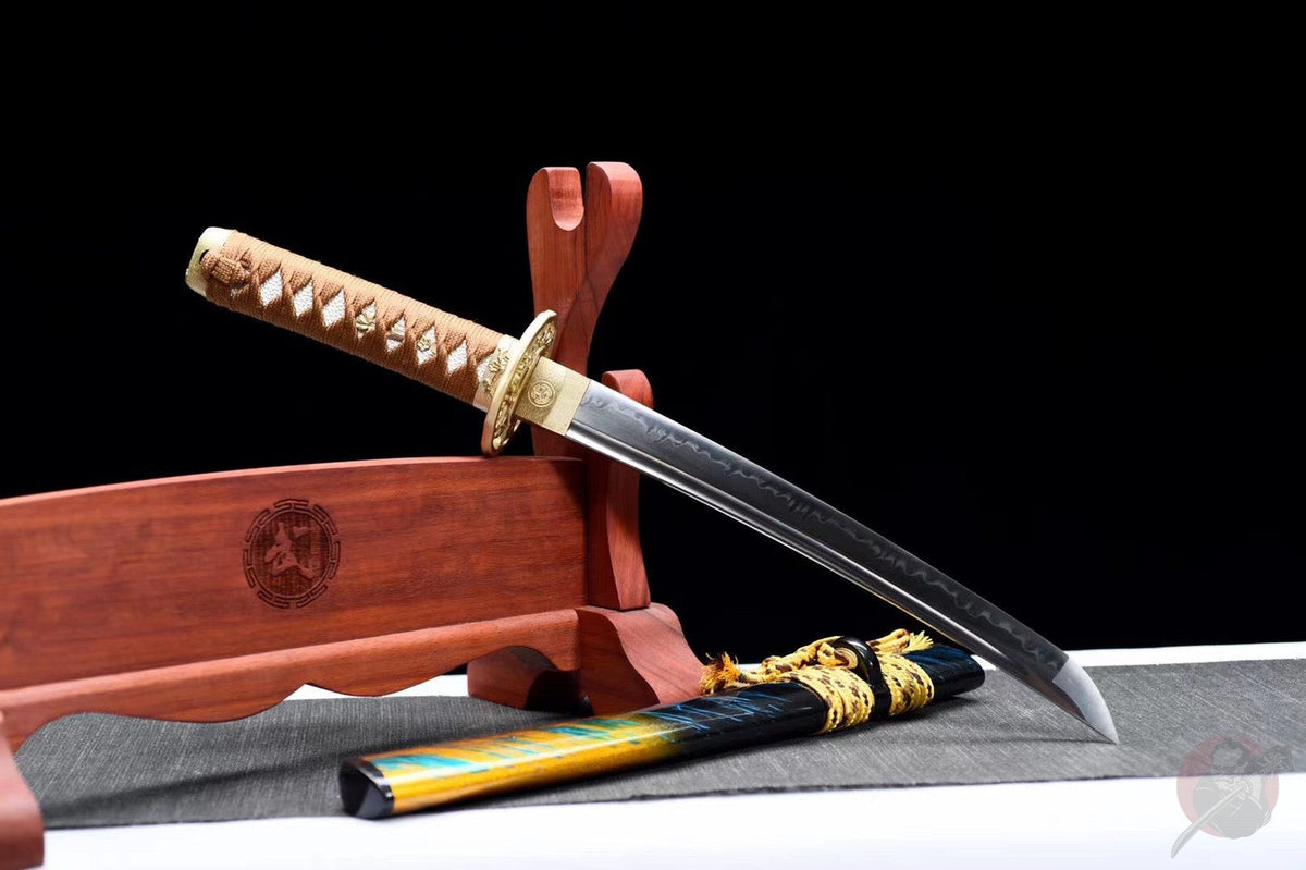 Taiyō Tantō 太陽 – T10 Steel, Ebony Saya, Copper Tsuba – view 2