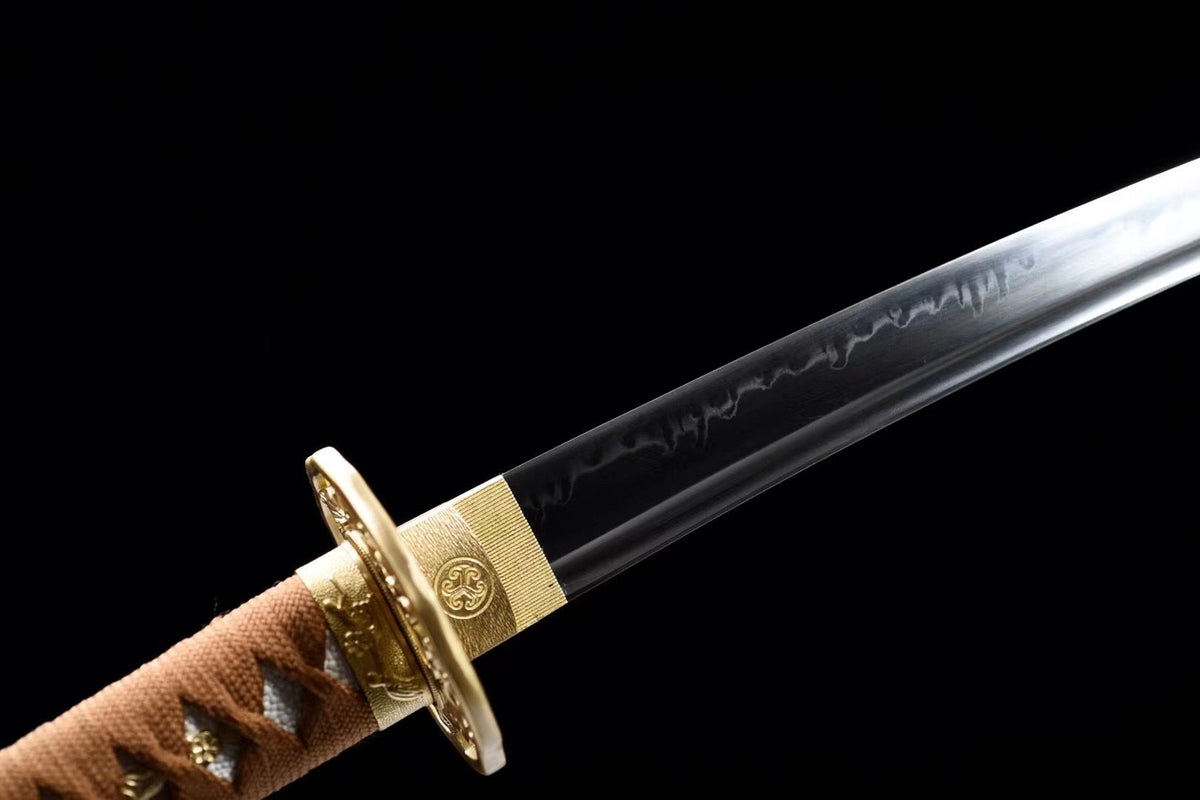 Taiyō Tantō 太陽 – T10 Steel, Ebony Saya, Copper Tsuba – view 5