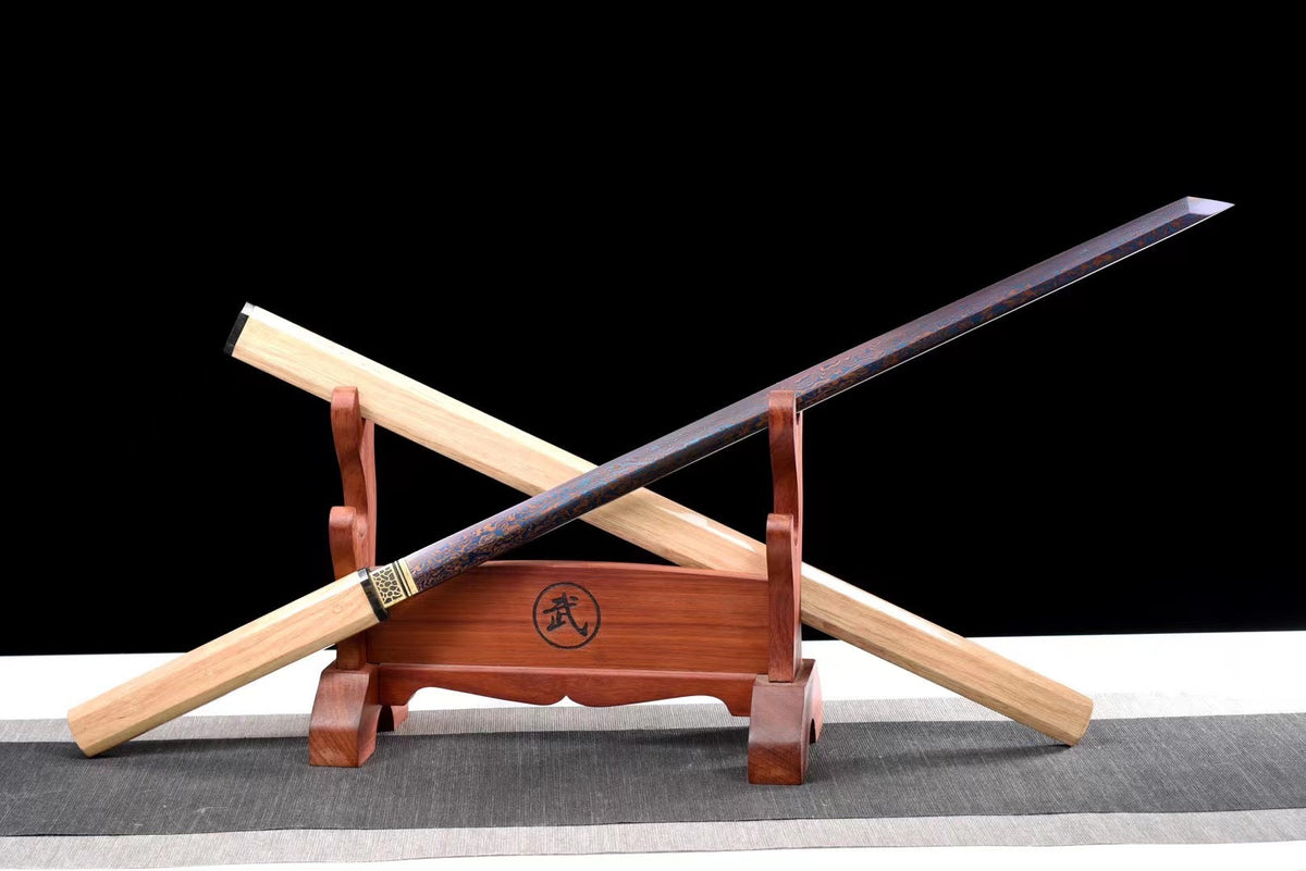 Ninjatō Ki 木 – Damascus Steel, Natural Wood Saya – view 1
