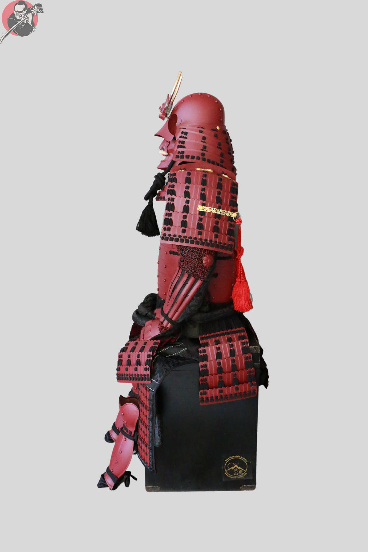 Akai Oni Samurai Armour – view 3