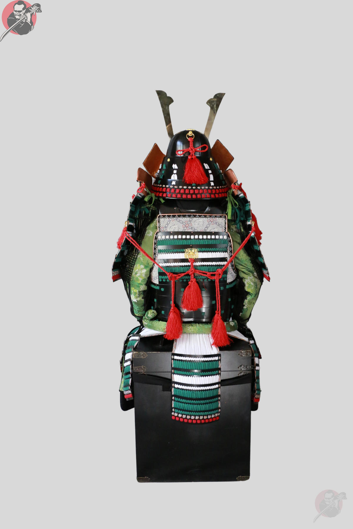 Muromachi Hishi-Toji Samurai Armour – view 5