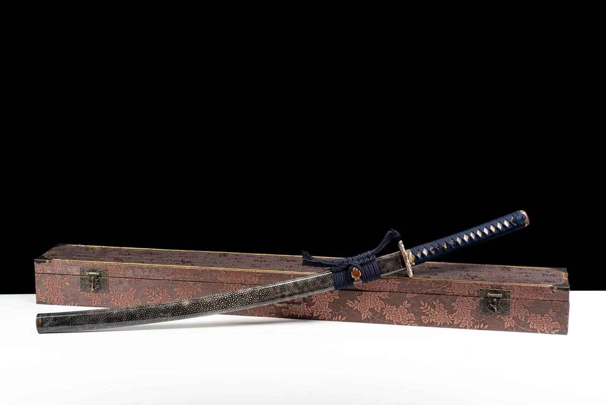 Kengen 権限 Katana – San-Mai T10 & Damascus Steel, Green Saya – view 3