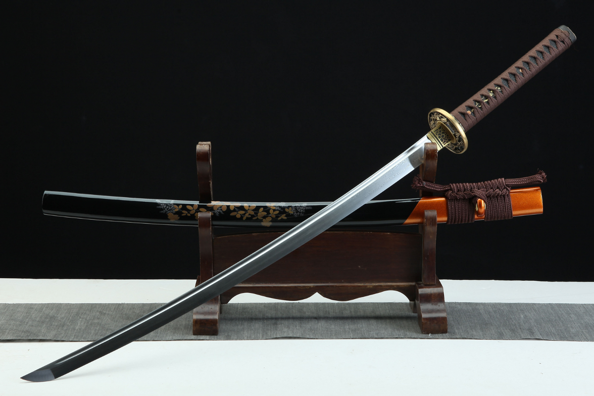 Katana Doragon ドラゴン – Damascus Steel, Dragon Tsuba – view 3