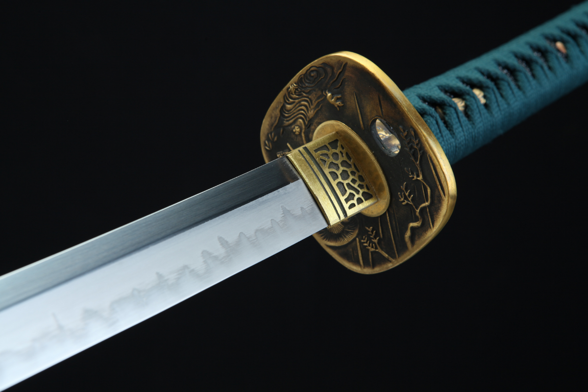 Katana Watatsumi 海神 – T10 Steel, Dragon Lacquered Saya – view 8