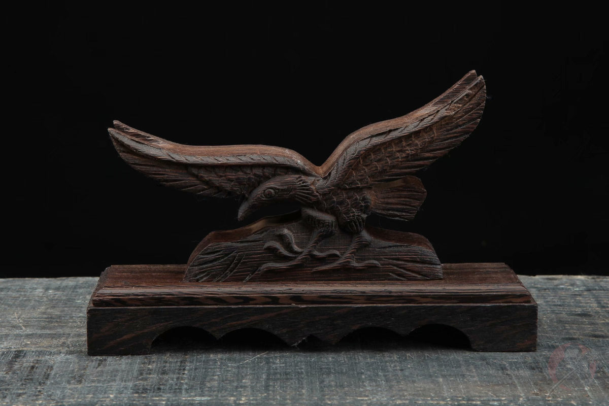 Washi 鷲 Katana Stand – Carved Rosewood – view 2