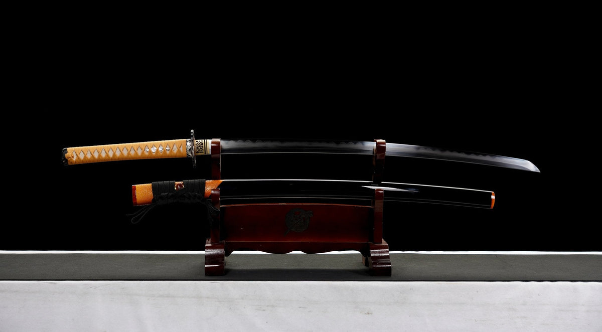 Mikazuki 三日月 Katana – Damascus Steel, Crescent Moon Tsuba – view 3