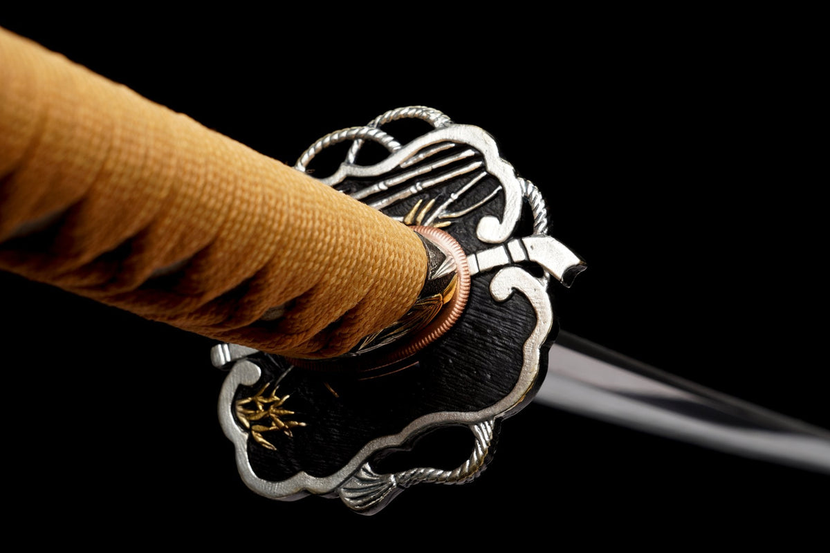 Mikazuki 三日月 Katana – Damascus Steel, Crescent Moon Tsuba – view 10
