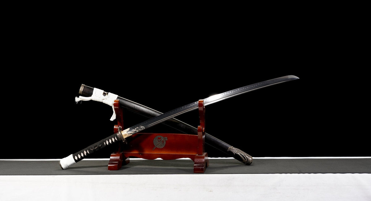 Shirokami 白狼 Katana – White Wolf Tsuba, T10 Steel – view 1