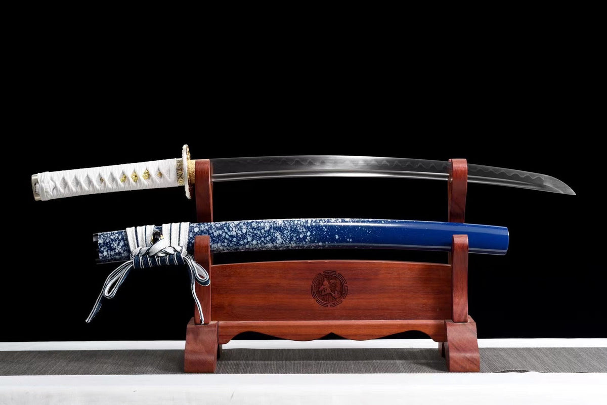 Katana vs Wakizashi: Which to Choose for a First Purchase?