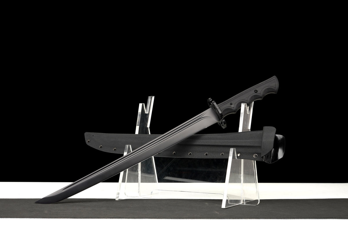 Grey Talon Short Sword, Titanium-Plated (Limited Edition) – view 4