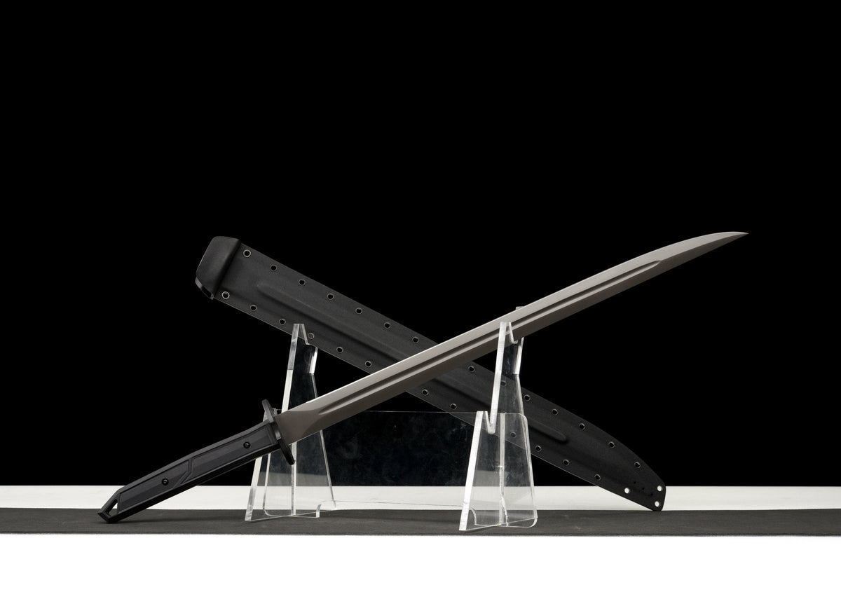 Spectre d'Argent Modern Sword – Titanium-Plated, Limited Edition – view 1