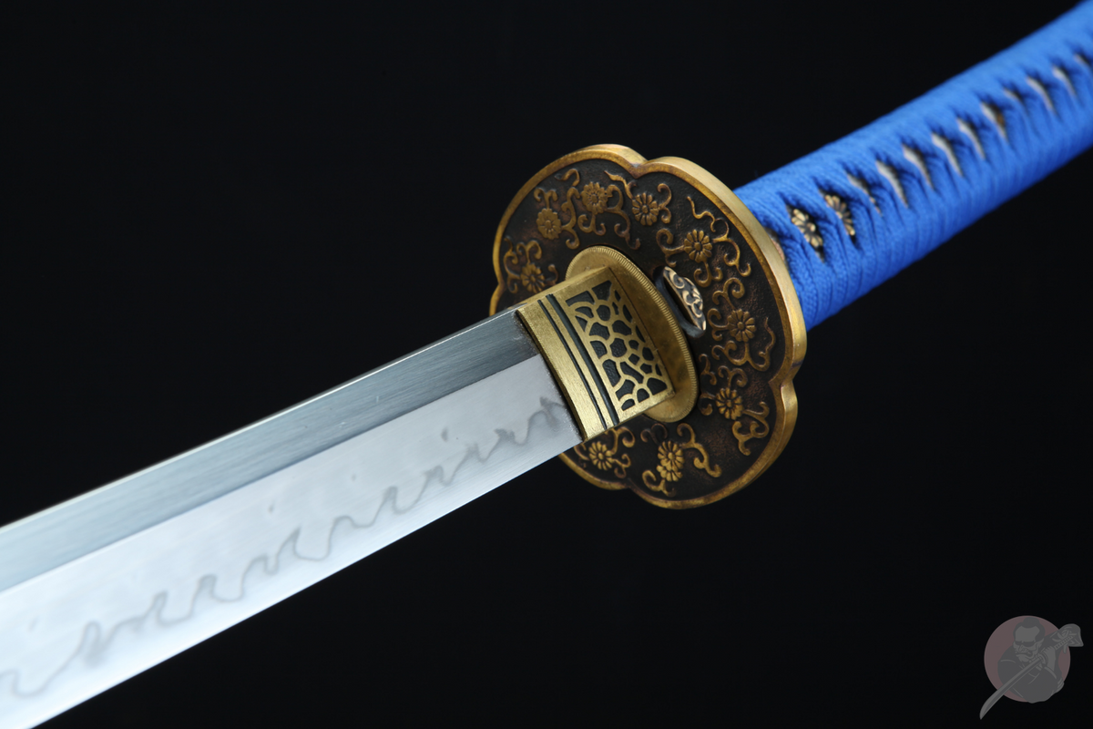 Kikumon Katana 菊紋 – 1095 Steel, Claw Hamon, Gilded Copper – view 6