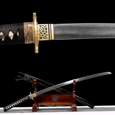 Katana Tatsu 竜 – Damascus Steel, Hand-painted Dragon Saya – view 1