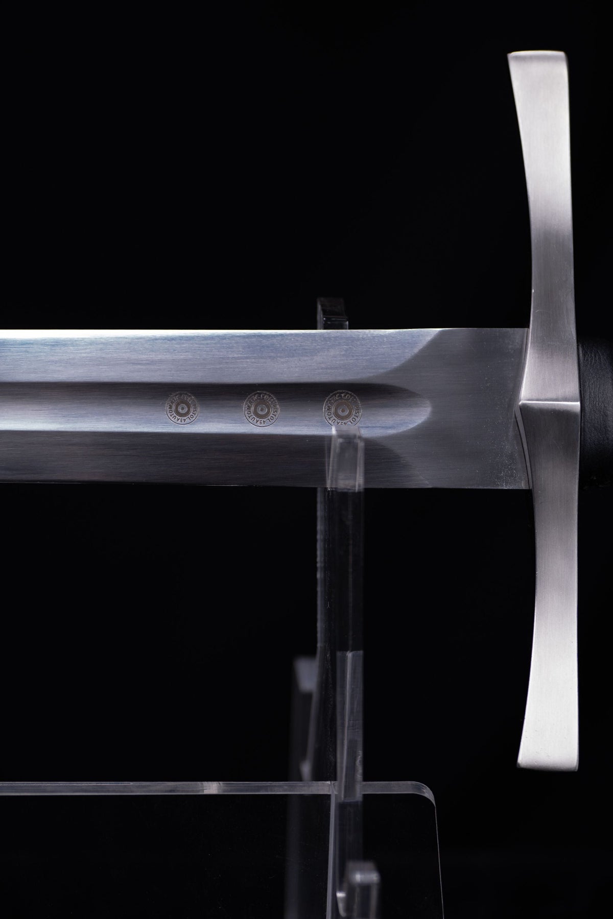 Ravenfang Espadon Sword – 5160 Steel Medieval Bastard Sword – view 4