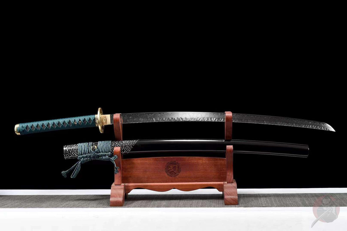 Tame 亀 Katana — Hand-Hammered T10 Blade, Green Saya – view 1