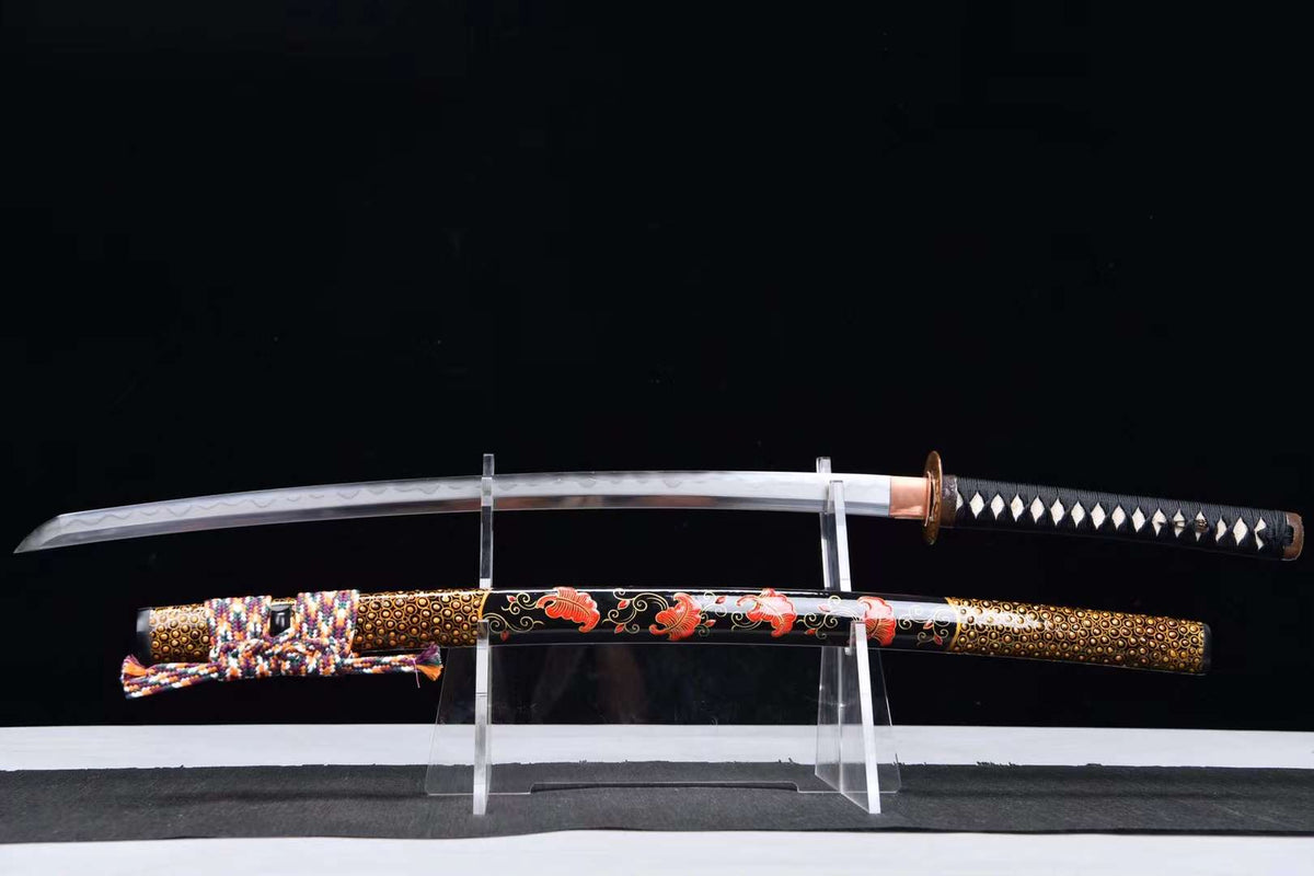 Enyou Katana 炎陽 – Honsanmai Blade, Gilded Copper Tsuba – view 1