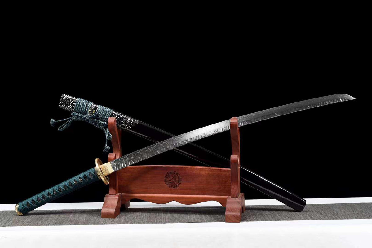 Tame 亀 Katana — Hand-Hammered T10 Blade, Green Saya – view 3