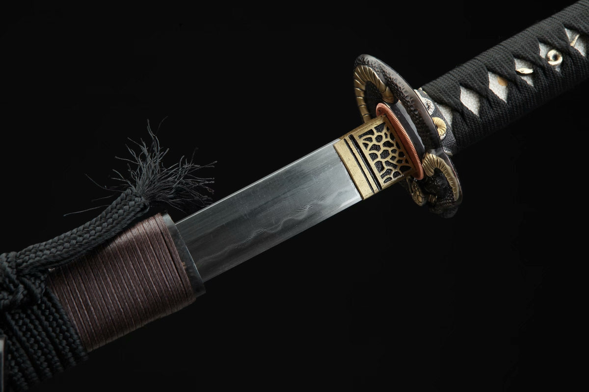 Hebi ヘビ Katana, Damascus Steel with Hamon – view 6