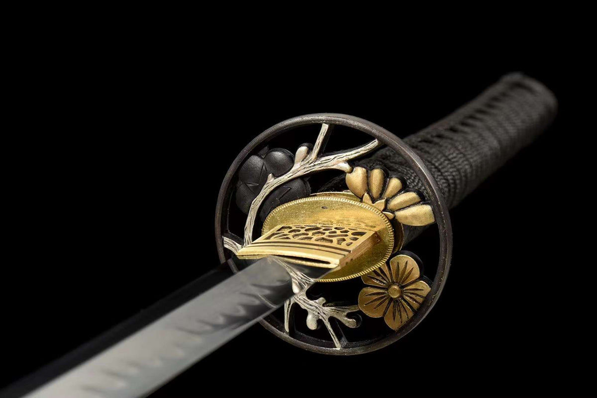 Katana Tori 鳥 – T10 Steel, Black Saya, Floral Copper Tsuba – view 6