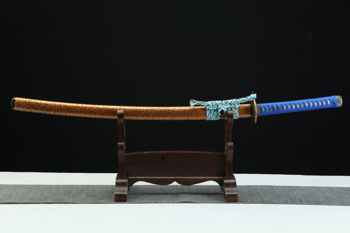 Kikumon Katana 菊紋 – 1095 Steel, Claw Hamon, Gilded Copper – view 10