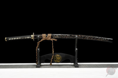 Akuma 悪魔 Katana – Damascus Steel, Black Sculpted Saya – view 2