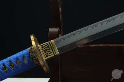 Kikumon Katana 菊紋 – 1095 Steel, Claw Hamon, Gilded Copper – view 11
