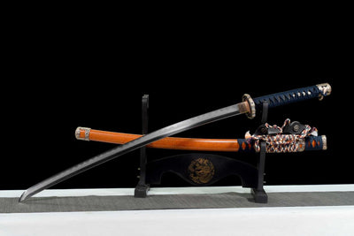 Saku Katana 咲く – Damascus Steel, Mirror Polish, Tachi Mounting – view 3
