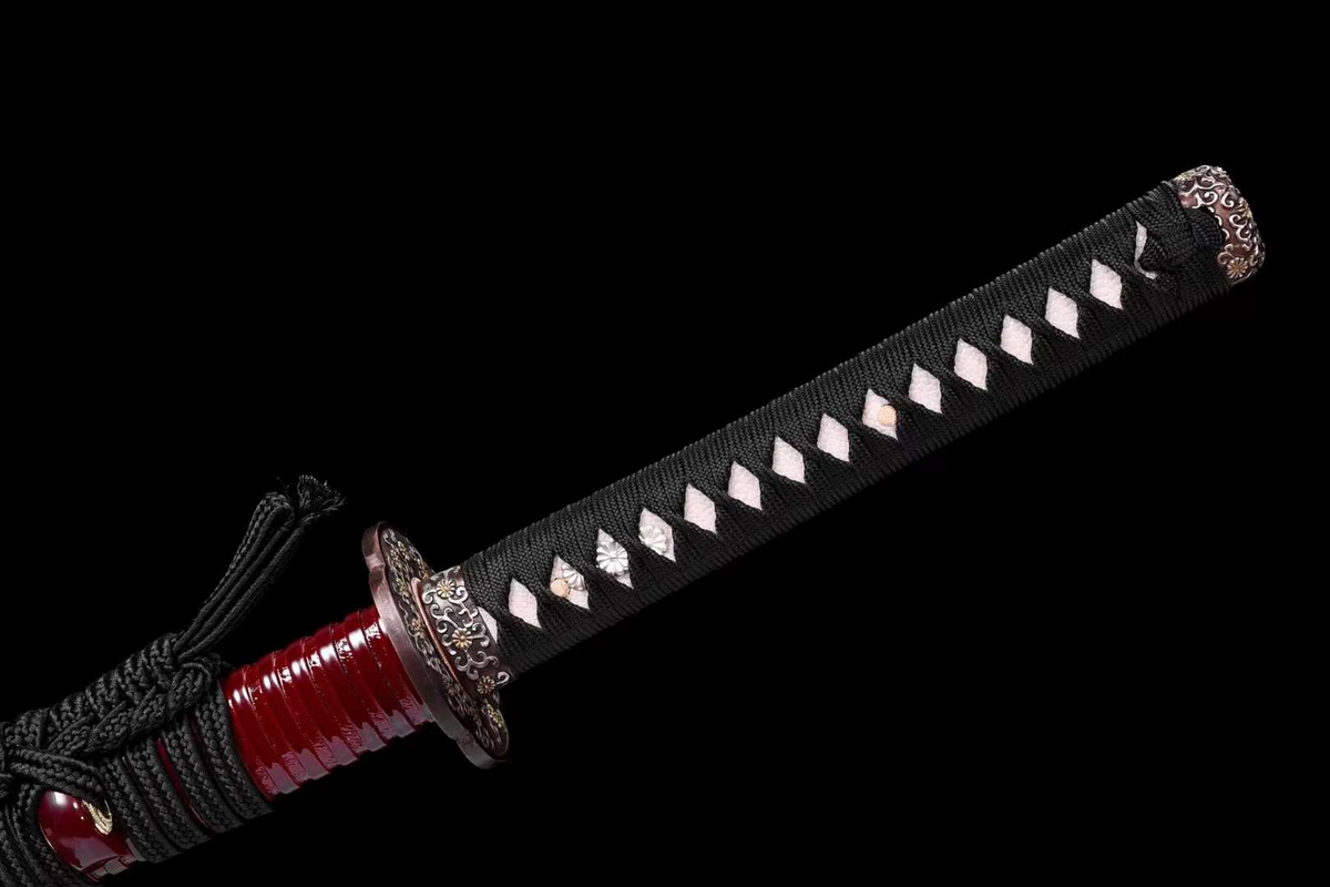 Ikoi 勢い Katana — T10 Steel, Flame Hamon, Ebony Saya – view 5