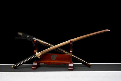 Akagane 赤銅 Katana — Copper-Rose Damascus Steel – view 1