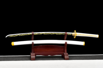 Zenitsu Katana — Demon Slayer-Inspired Replica, 1060 Steel – view 2