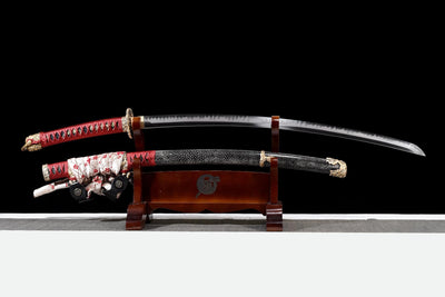 Akatsuki Tachi 暁 – T10 Steel, Red Handle, Black Samegawa Saya – view 1