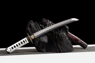 Byakko 白虎 Tanto – White Tiger, Damascus Steel, Red & Black Saya – view 4