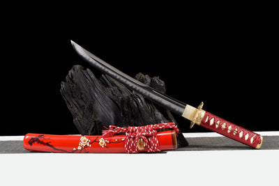 Tanto Kobai 紅梅, T10 Steel, Red Plum Blossom Saya – view 3