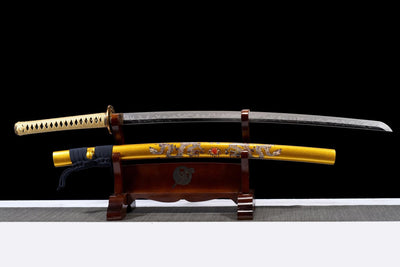 Kogane Ryu 黄金龍 Katana — T10 Steel, Golden Dragon Saya – view 1
