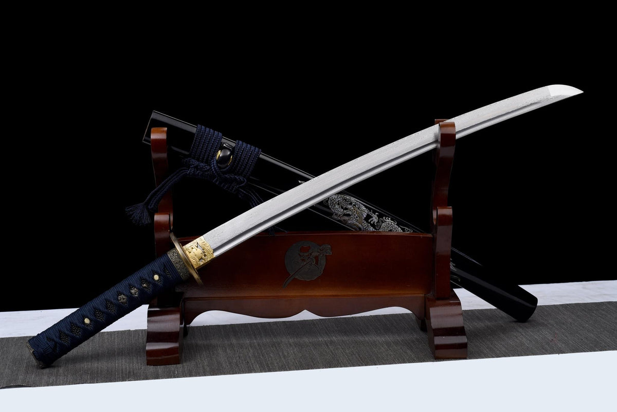 Ginryū Wakizashi 銀龍 – Damascus Steel, Silver Dragon Saya – view 1