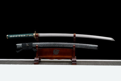 Suirantō 翠嵐刀 Katana — Damascus Steel, Jade Green Ito – view 1