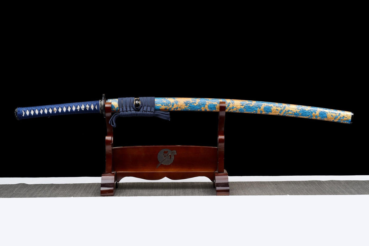 Ryu no Kiba 龍の牙 Katana – Fang of the Dragon, Blue & Gold Saya – view 1