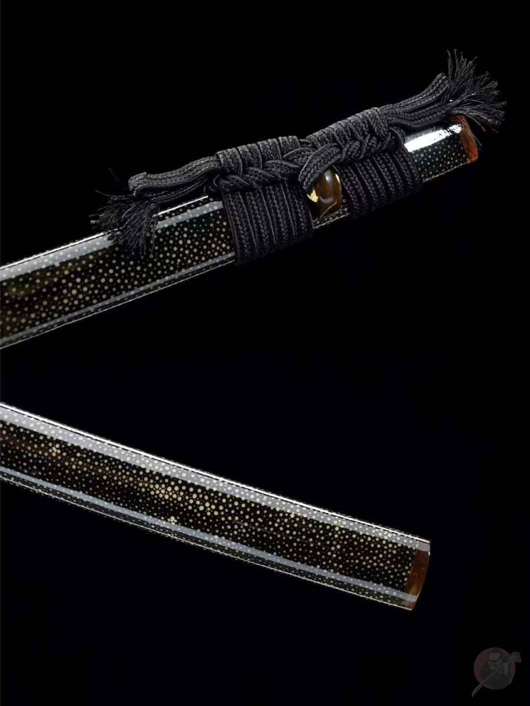 Yami Katana 闇 – Damascus Steel with Hamon, Carved Brass Tsuba – view 10